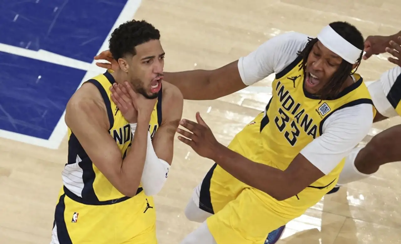 西亚卡姆回归赛场,问鼎冠军首场状态亮眼,美国队观众沸腾!的简单介绍 西亚卡姆回归赛场,问鼎冠军首场状态亮眼,美国队观众沸腾!的简单介绍