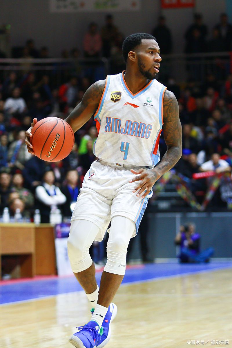 关于巴特勒连续十五场比赛得分超过精彩发挥,西班牙队挑战极限!的信息 关于巴特勒连续十五场比赛得分超过精彩发挥,西班牙队挑战极限!的信息