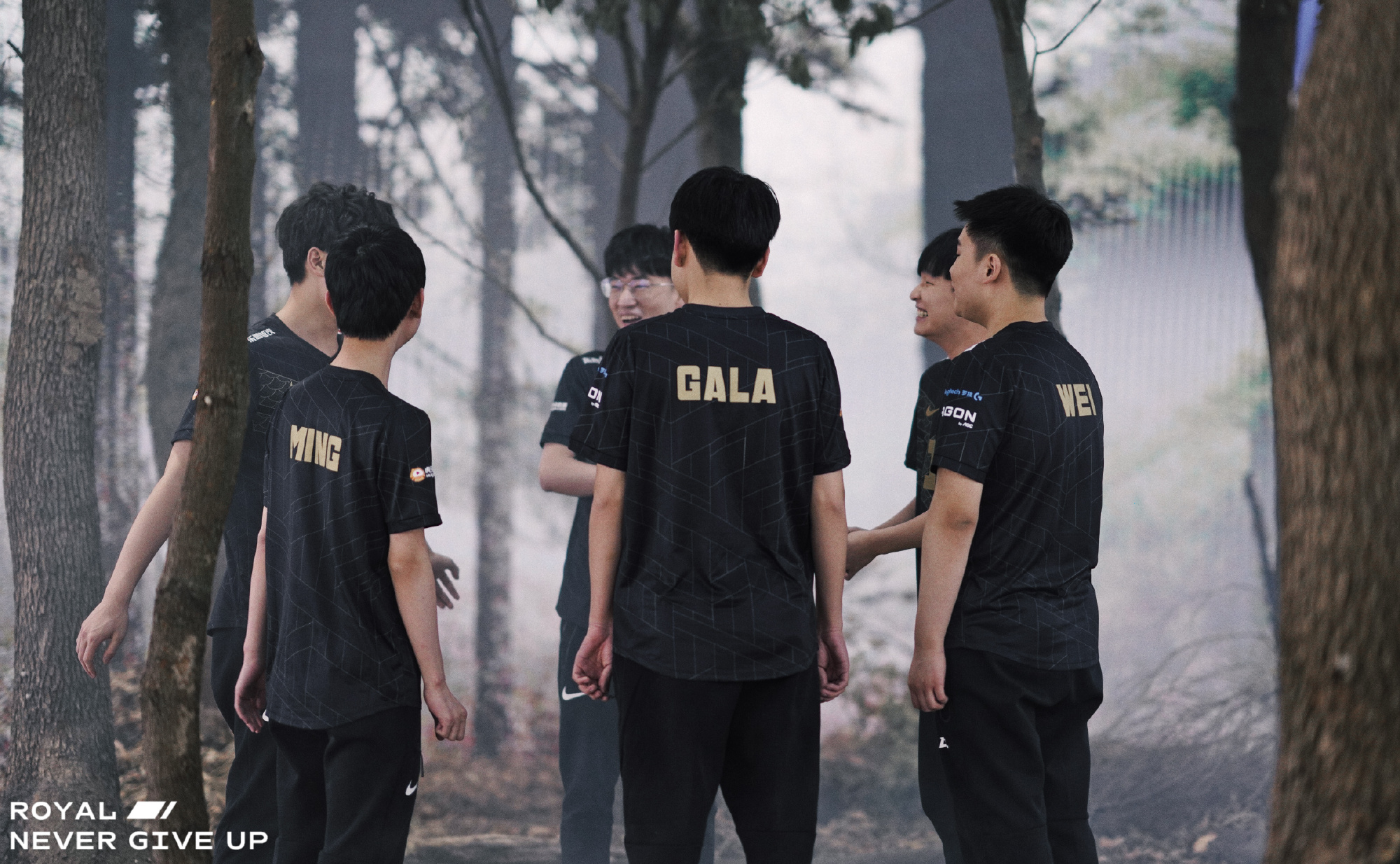 开云-关于Uzi赛事官方发布精彩发挥新规，RNG争议不断！的信息